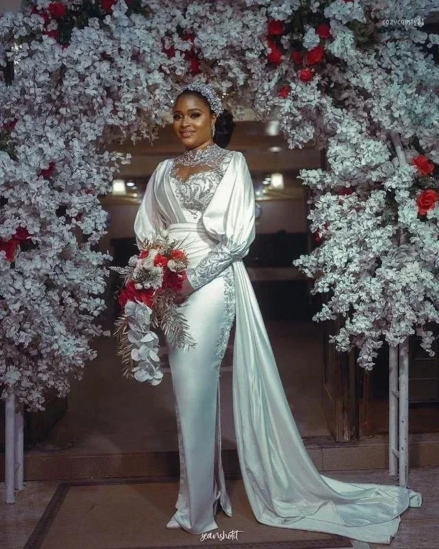 Maßgeschneiderte afrikanische Meerjungfrau Brautkleider Brautkleid Stehkragen Lange Ärmel Spitze Applikation Ärmel Satin Garten Plus Size Vesti
