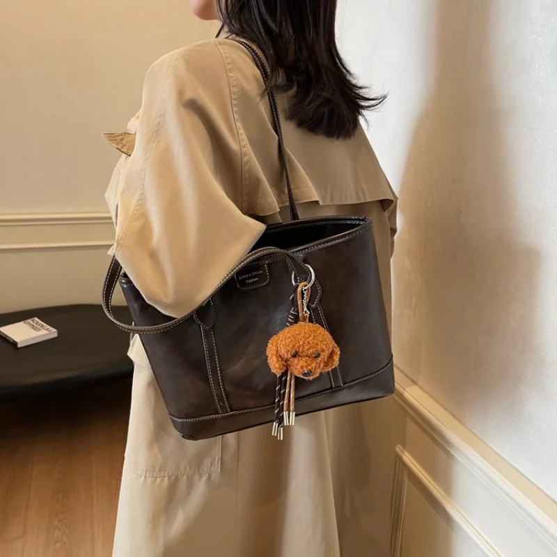 

Famous Designer Elegant Crossbody Handbag Leather Women's Bag Luxury Brand Classic Paris Casual Commuter Bag