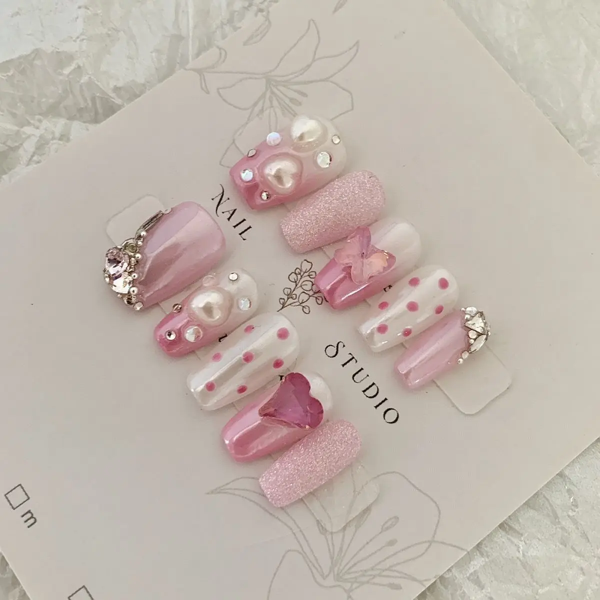 Handmade Wearbale Fake Nail Methyldopamine Ins Style Short Press On Nail Cute Senior Hot Girl Desgin Byself Plastic Flash Pearl