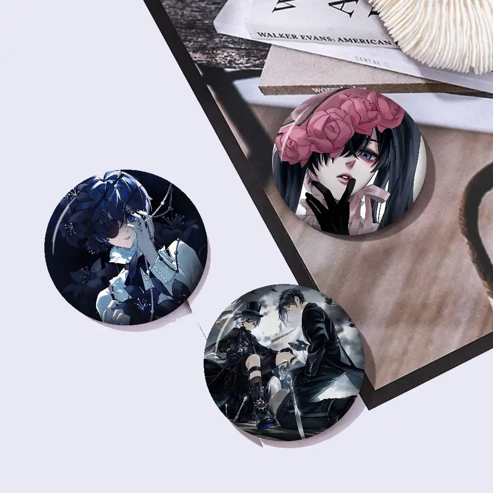 Anime Black Butler Neue Broschen Weiche Anstecknadel Lustiger Gnarpy auf einem Skateboard Meme-Abzeichen Gamer-Sammlung Geschenke
