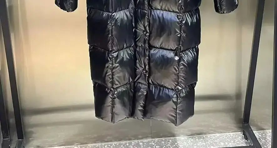 Jaquetas longas pretas brilhantes com capuz para homens e mulheres, mais vendidas à prova de vento de alta qualidade para outono e inverno