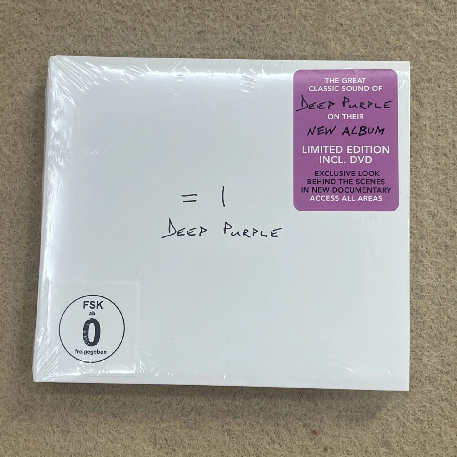 

Rare Sealed Deep Purple =1 Limited Edition Hard Rock Classic Rock Blues Rock CD+DVD with Documentary Collectible for Fans