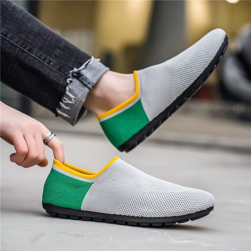 2024 Hot Sale Knitted Shoes Men Fashion Breathable Casual Flats Shoes Men Comfortable Men's Slip-Ons Sneakers Summer Tennis Men