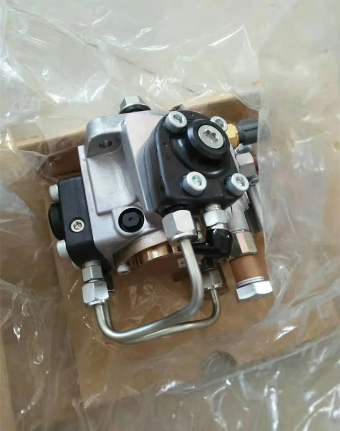 TLF PC200-8 PC200-8MO Graafmachine Onderdelen Brandstofpomp 6754-71-1012