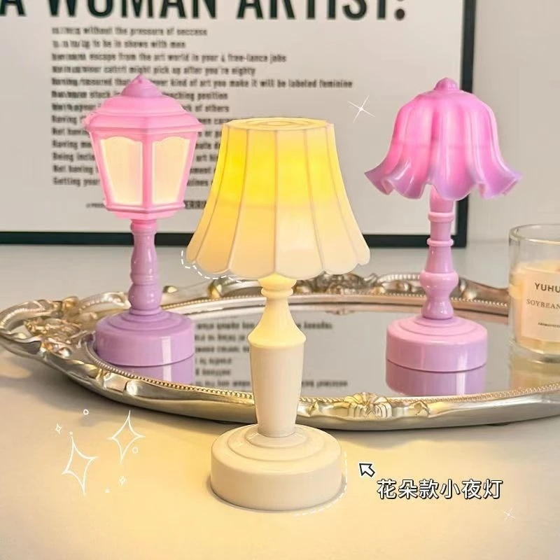 

Creative Retro Small Table Lamp Premium Simple Bedside Night Light Desktop Bedside Ambient Light Birthday Gift