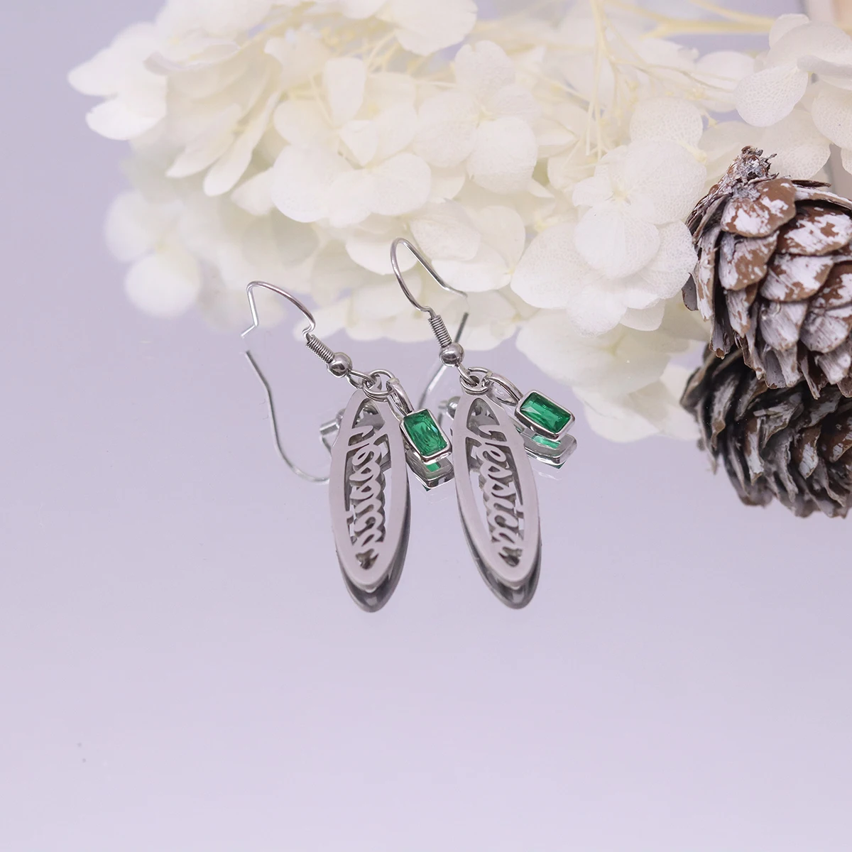 

Chandler Custom Name Oval Tag Earrings, Minimalist Retro Dangle Hook Earrings, Personalized Amulet Jewelry for Women