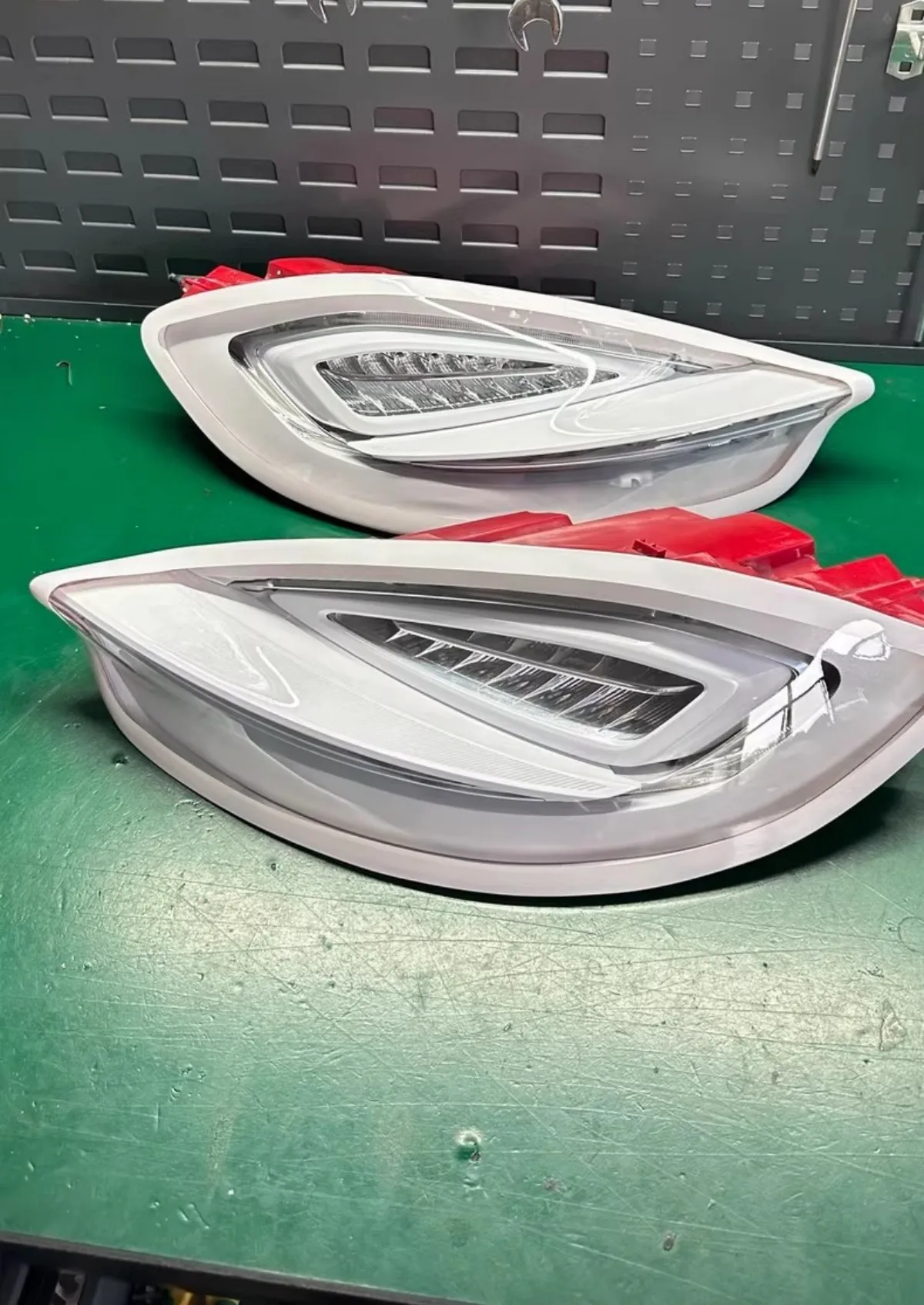 Car LED Tail Light modified Tail lamp for Porsche 981 Cayman Boxster Brake Driving Reversing Lamp Turn Signal