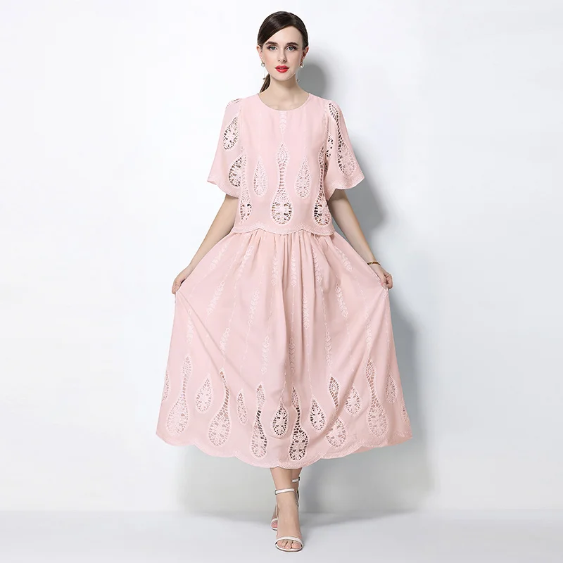 

Luxury Hollow Out Dress Two Piece Set Women's 2026 Summer Holiday Embroidered Lace White Tops Pleated Long Skirts Suits
