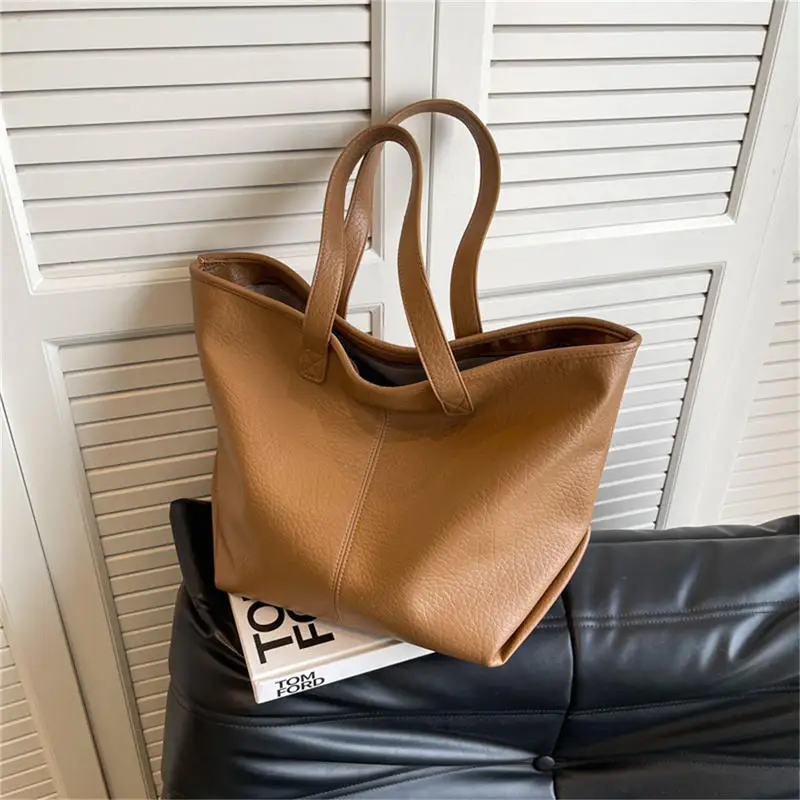 Spacious  Women Tote Large Leather Handbag Luxury Casual Thick Real Natural Leather Bucket Shopper Daily Bag Large Wallet