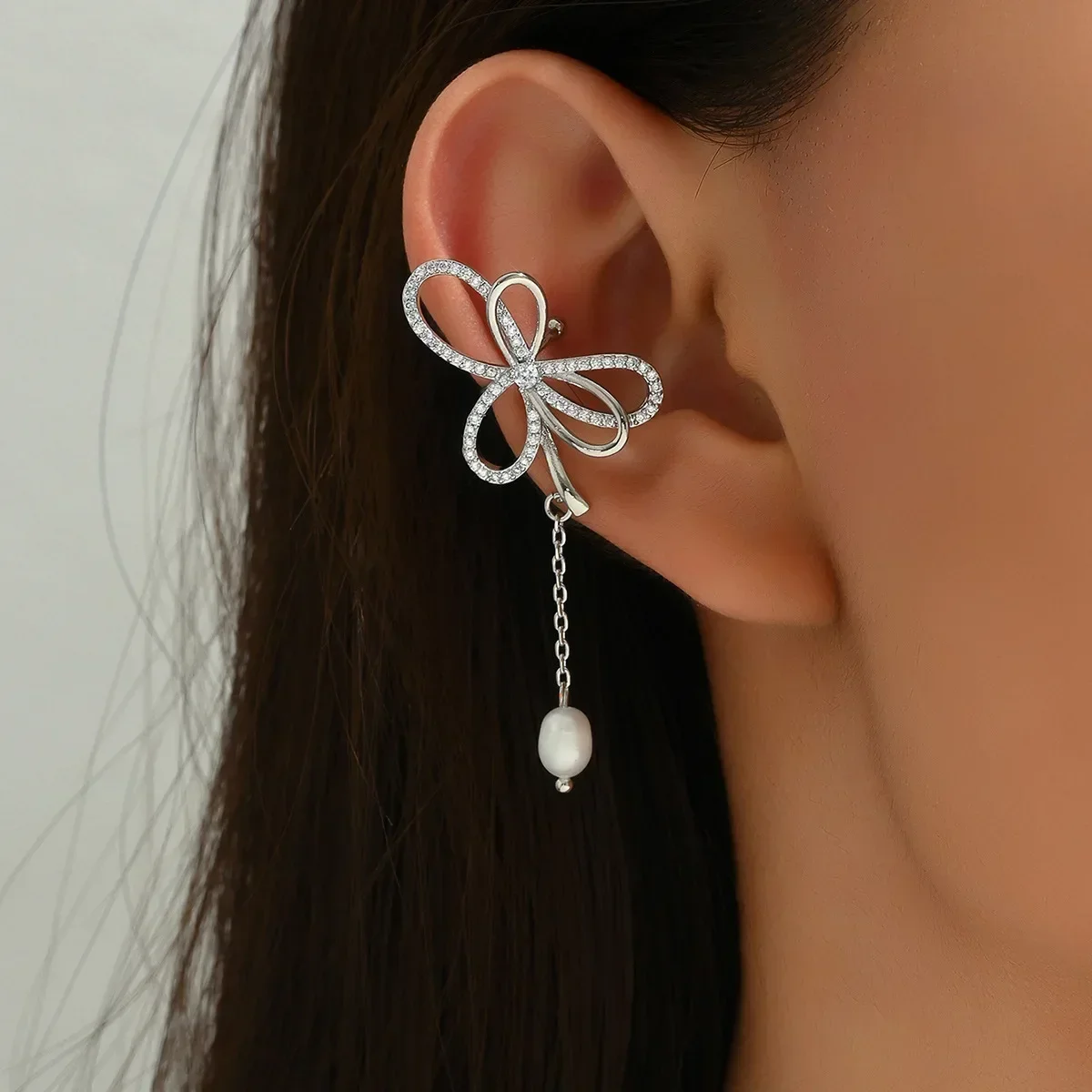 

YCP Light Luxury Elegant Micro Inlaid Zirconium Bow Ear Clip Pearl Tassel Non-Pierced Ear Bone Clip Earrings