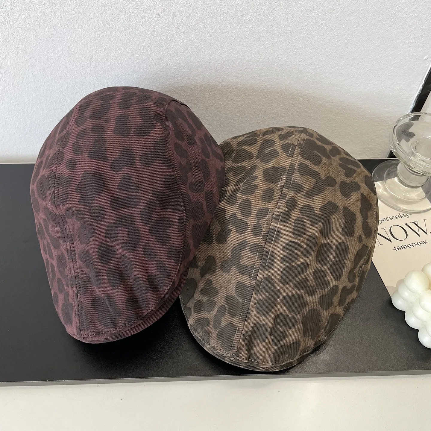 Women's autumn fashionable trendy casual retro leopard print forward hat