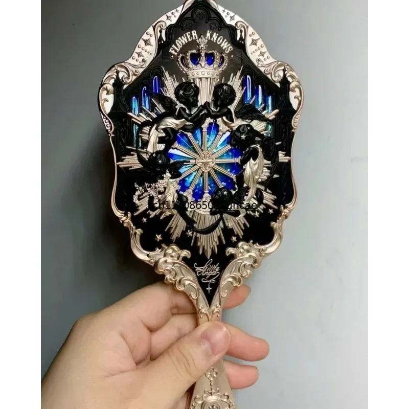 

Flower Knows Little Angel Series Handheld Mirror Pocket Exquisite Relief Luxurious Retro Style Vanity Delicate Makeup Tools
