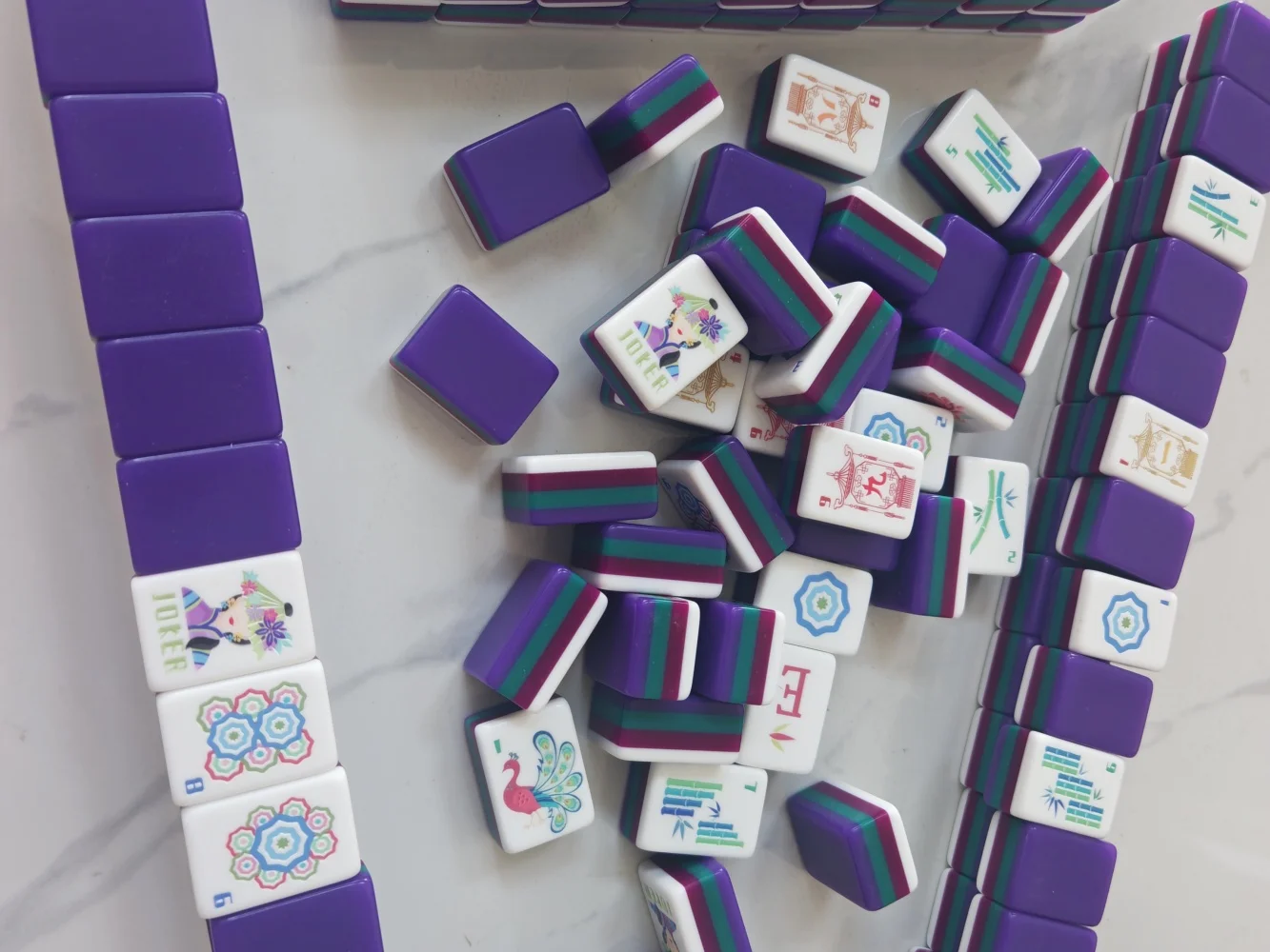 

Hot Deep Purple 160 Tiles American Mahjong Game Tiles 4-Layer Acrylic Mah Jongg Portable Home Party Game Surprise Gift for Adult