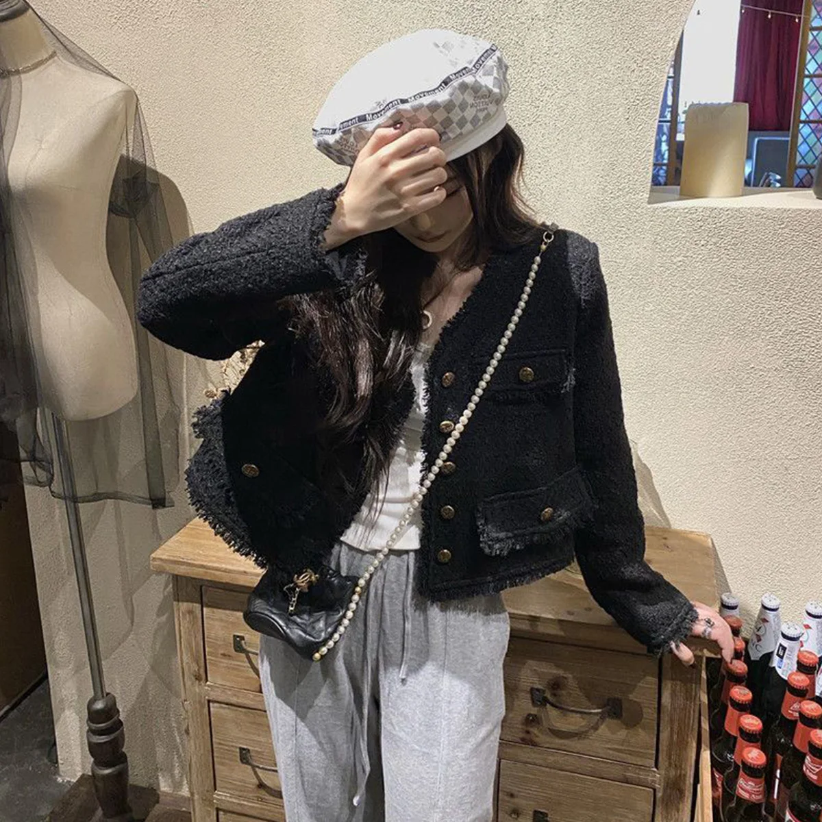 Ladies' Loose Long Sleeve Velvet Jacket 2026 Autumn New Fashion Tassel Short Coat Elegant Lady Style Polyester Fiber