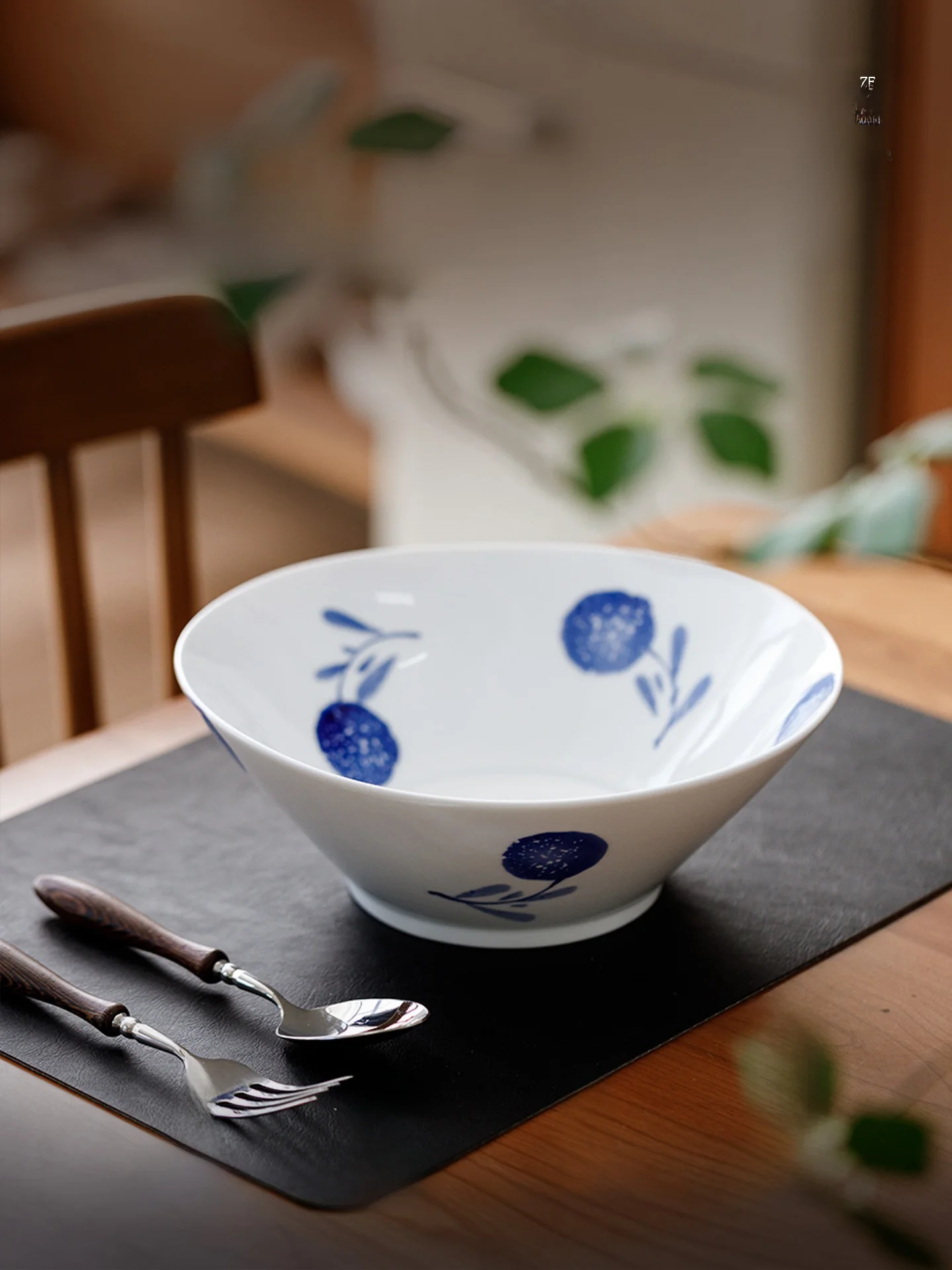 

Jingdezhen Temperance Large Size Simple Sle Cerc Bowl Hand-Painted Floral Pattern round ape Dinner Bowl Soup Bowl