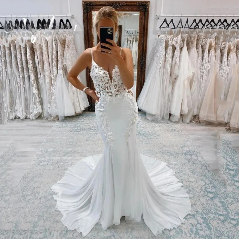 White Spaghetti Strap Mermaid Wedding Dress Deep V Illusion Bodice Lace Appliques Chiffon Sweep Train Bridal Gown Robe De Mariée