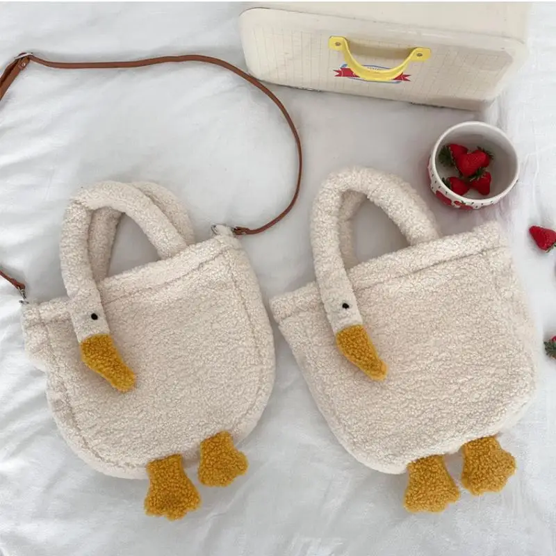 High Quality Makeup Bag Purses for Women Winter Small Plush Tote Cartoon Simple Warm Wrist Bags Cute Soft Handbag