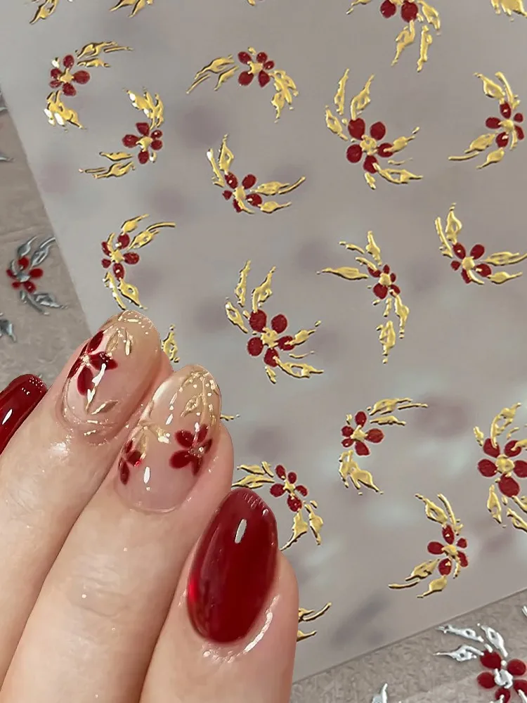 1 pièces Vintage rouge or fleur Nail Art autocollants 3D bronzant fleur de prunier motif oeil de chat vernis à ongles pour décalcomanies à ongles bricolage nouvel an