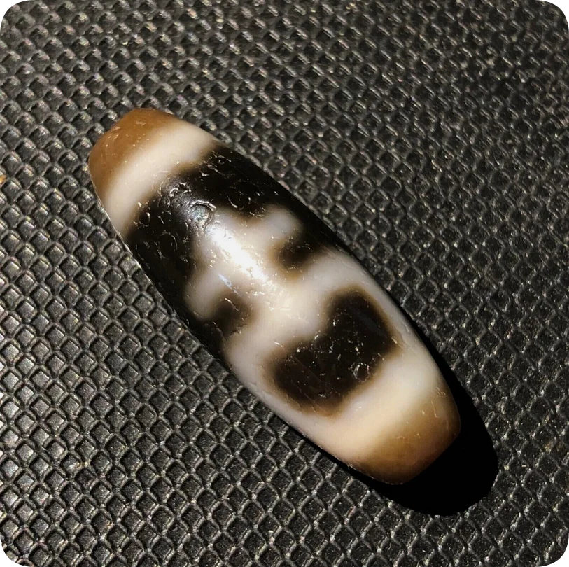 Magic Tibetan Old Agate Dragon Skin Precious Bottle Cinnabar Totem dZi Bead