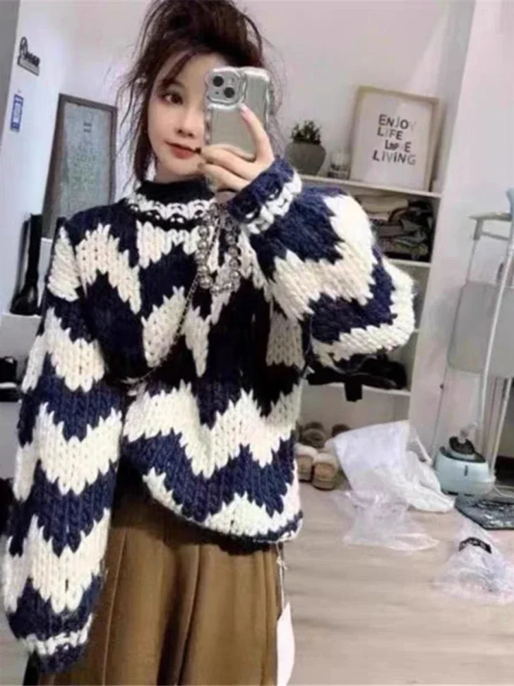 2024 Autumn/Winter Fashion New Women's Warm Knitted Hoodie Street Style Casual Warm Splicing Wave Pattern Knitted Top Jumper