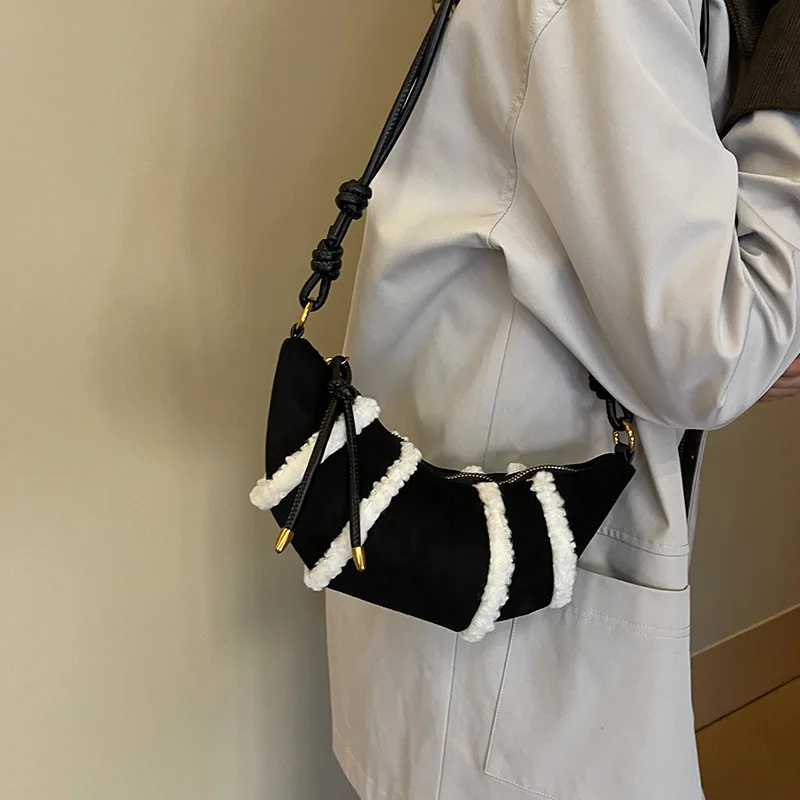 

Winter Popular Armpit Bag By Famous Designer, Retro Fashion Plush Shoulder Messenger Bag, Women's Portable Bag Full of Fashion