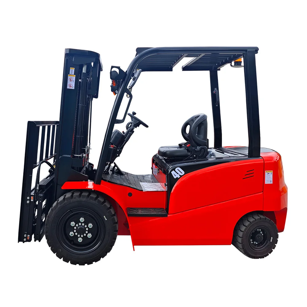 Outdoor Yard 4 Wheel Electric Forklift 3 Ton Pneumatic Tire For Lumber Yard Construction Material Site Pallet Handling