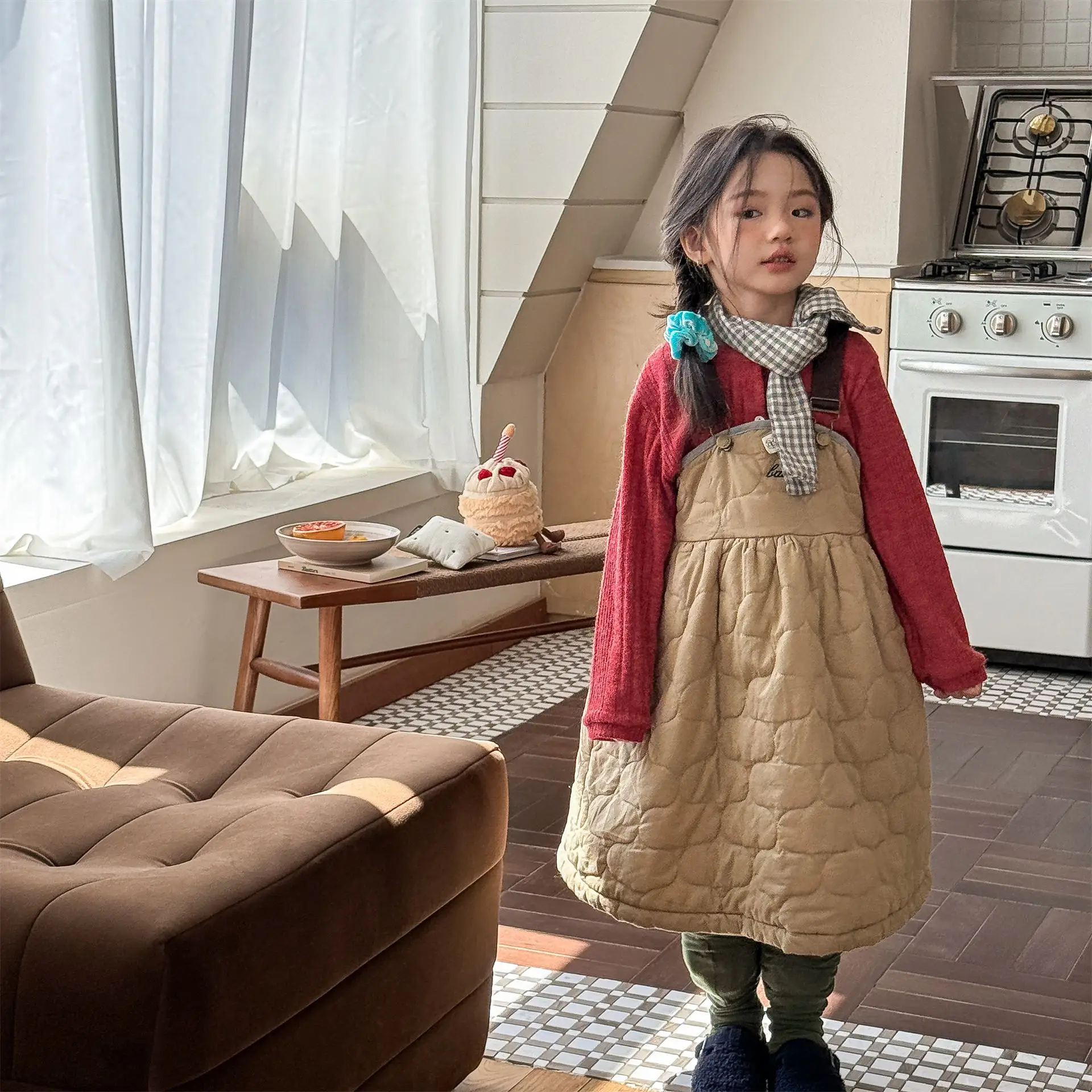 

2025 Winter New Children Sleeveless Warm Dress Cotton Girls Quilted Strap Dress Kids Casual Dress Baby Girl Thick Sling Dress