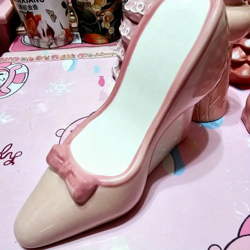 Pink high-heeled shoe piggy bank ornament,creative ceramic ornament,living room bedroom desktop decoration crafts,exquisite gift
