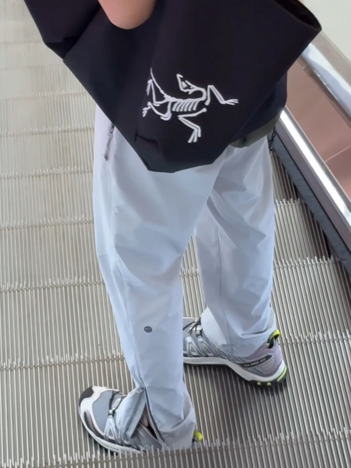 

Qui Dry Ice Silk Men's Casual Pants Side Zipper Thin Model Climbing Workwear Loose Fit Breathable Long Trousers Autumn Wear