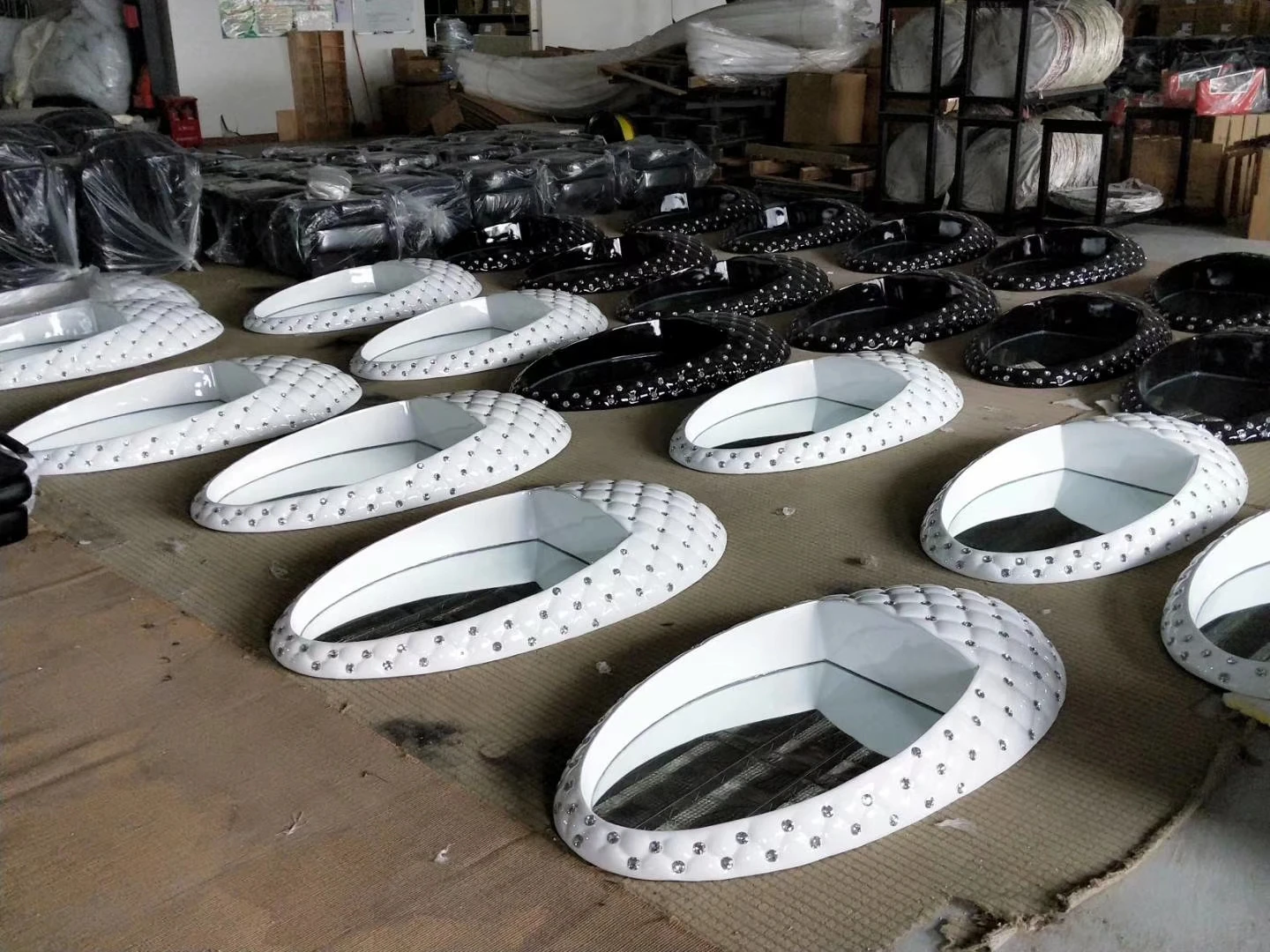 *New Salon Mirror Available In Various Colors *New Salon Mirror Available In Various Colors