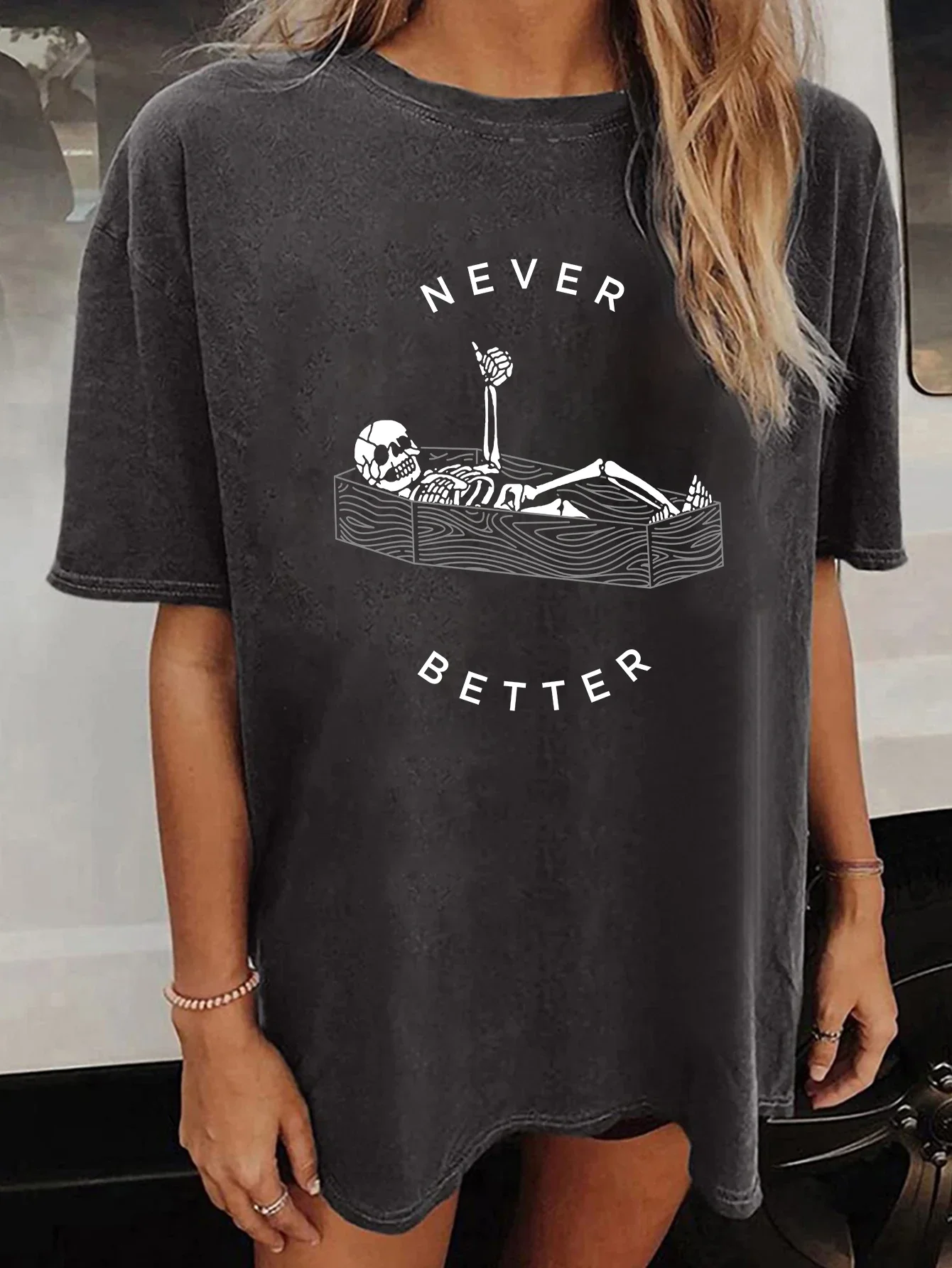 

NEVER BETTER Funny Halloween Skeletons Graphic Print Women T Shirt Short Sleeve Drop Shoulder Casual Tops for Women Clothes