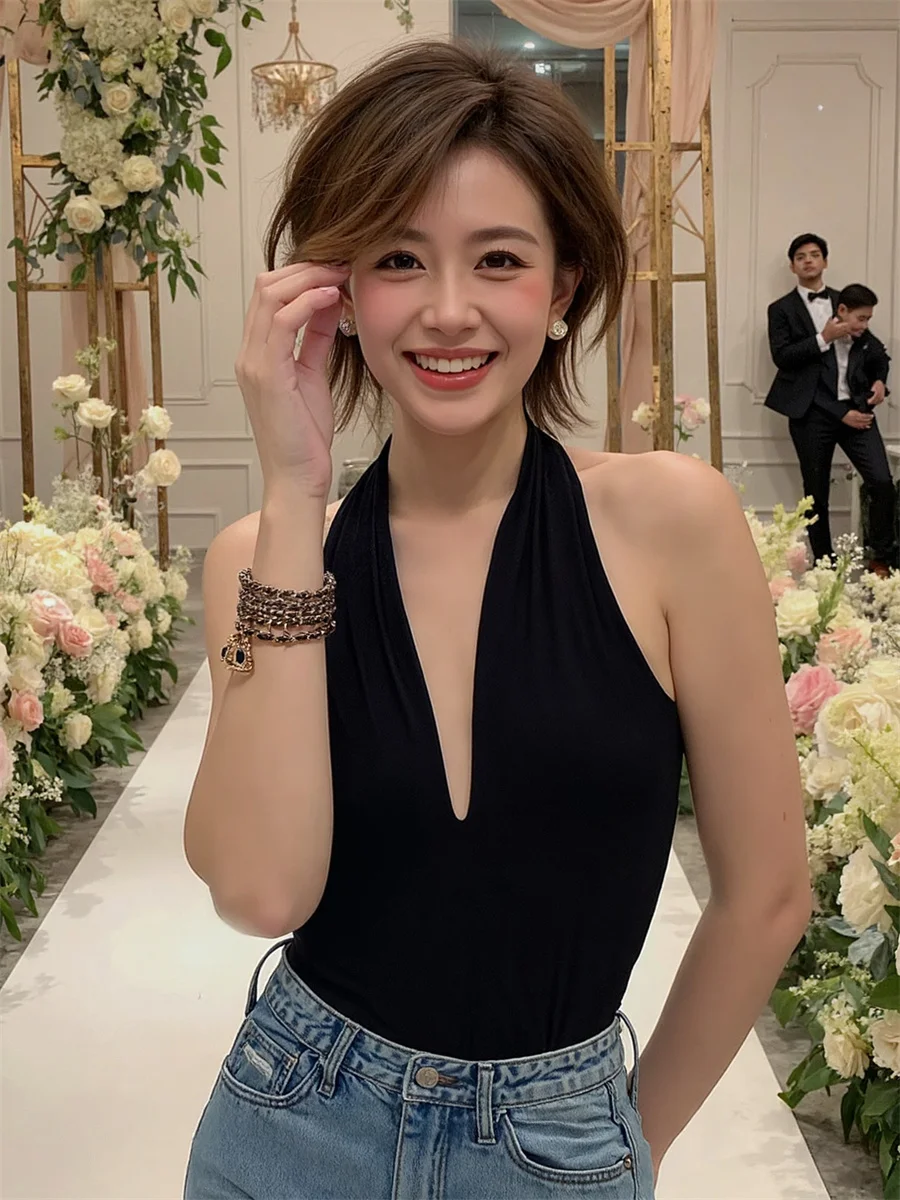 

Halter Sexy Tanks Tops Woman Backless Camis Elegant Women'S Clothing 2025 Trend Print Fashion Graphic Design Style Simple Basic