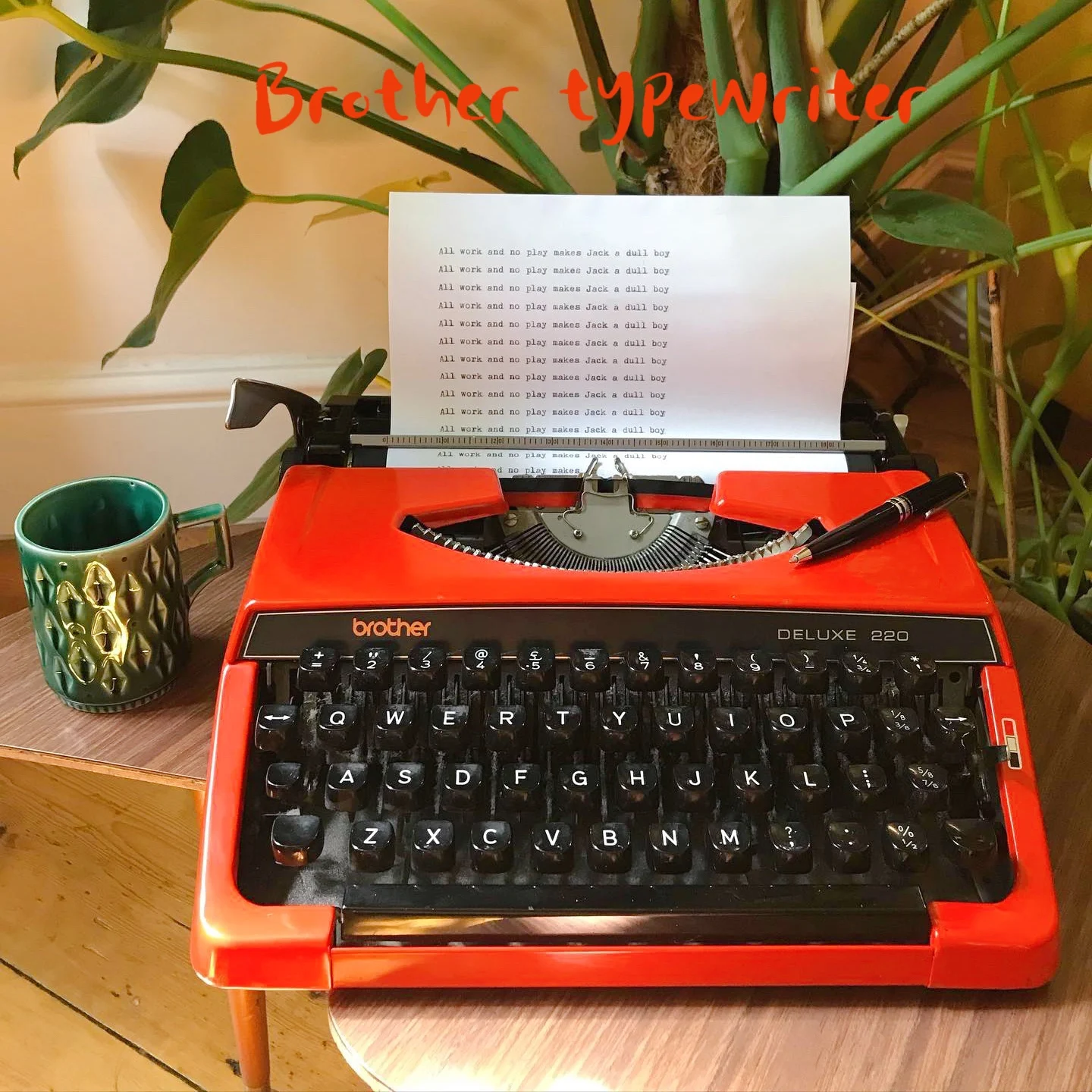 Old style typewriter English retro orange International Children's Day Children's Day gift