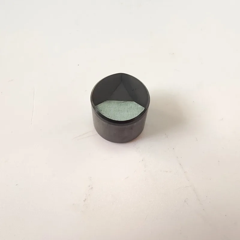 Polycrystalline diamond compact 1613 for Oil Gas Drilling and mine drilling PDC cutter inserts