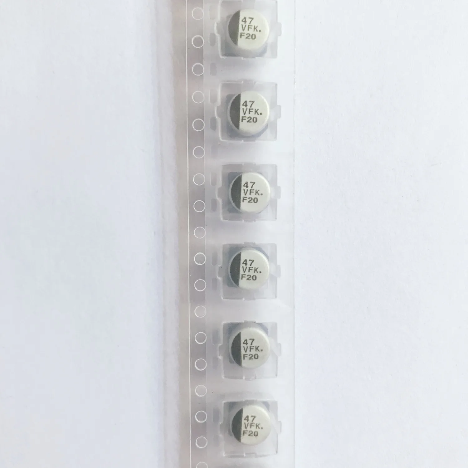 Original new 100% EEEFK1V470AP 35V47UF 6.3X5.8 low resistance SMD electrolytic capacitor (Inductor)