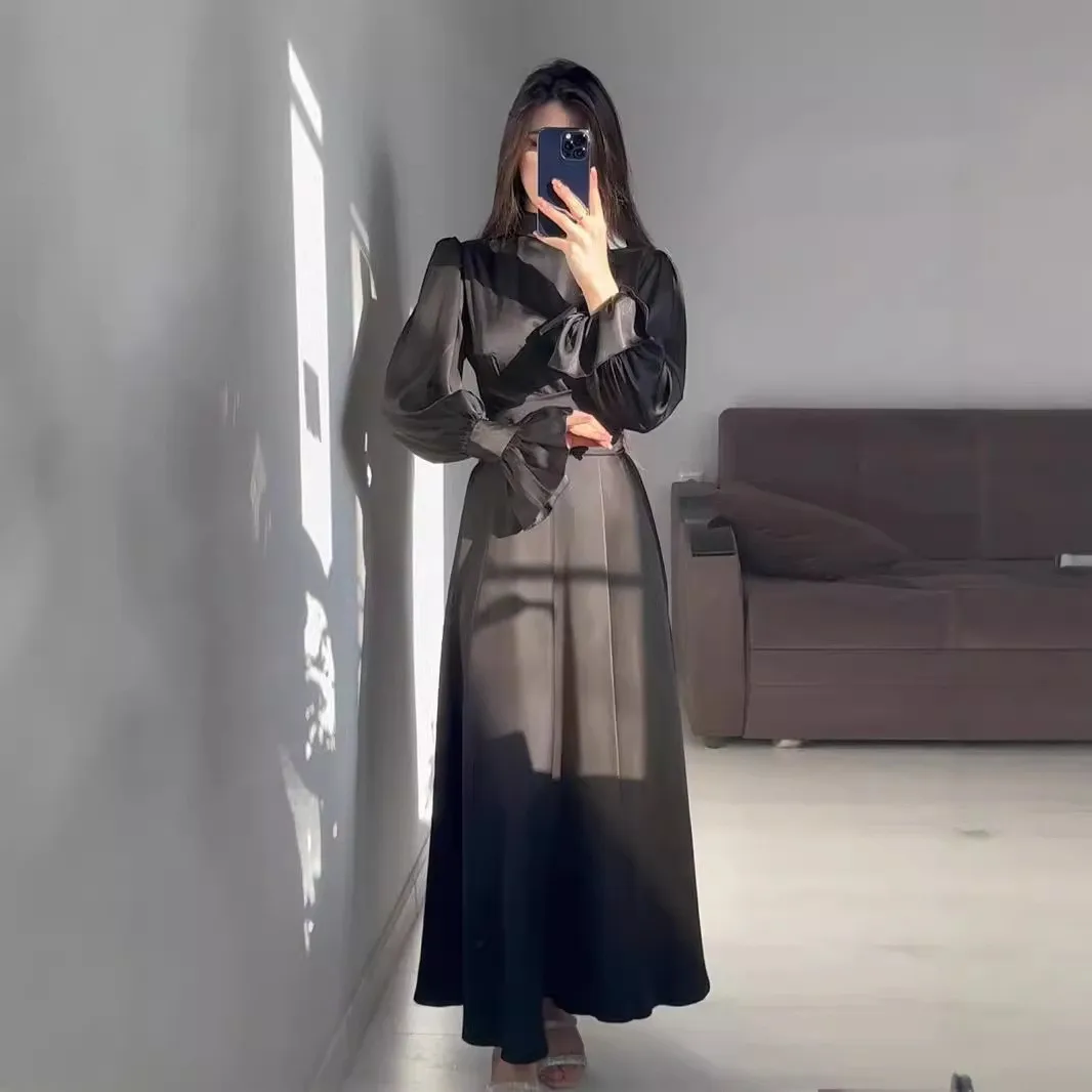 الأوروبية الأمريكية الجديدة ربيع الخريف طويلة الأكمام الخصر تعادل نفخة الأكمام بلون الجنية نمط فستان الساتان