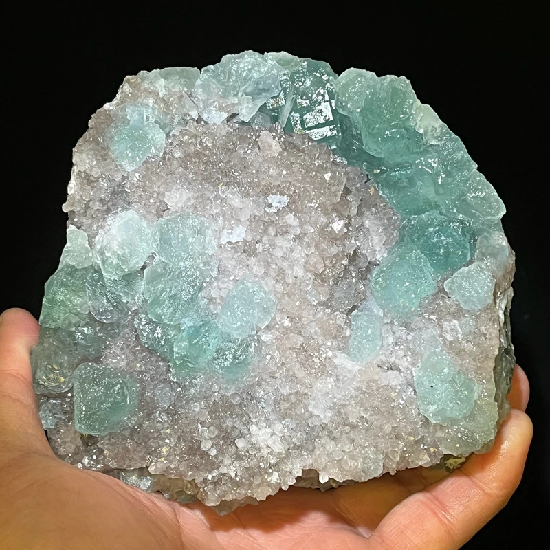 100% natural Xianghualing vitreous green fluorite crystal mineral specimen