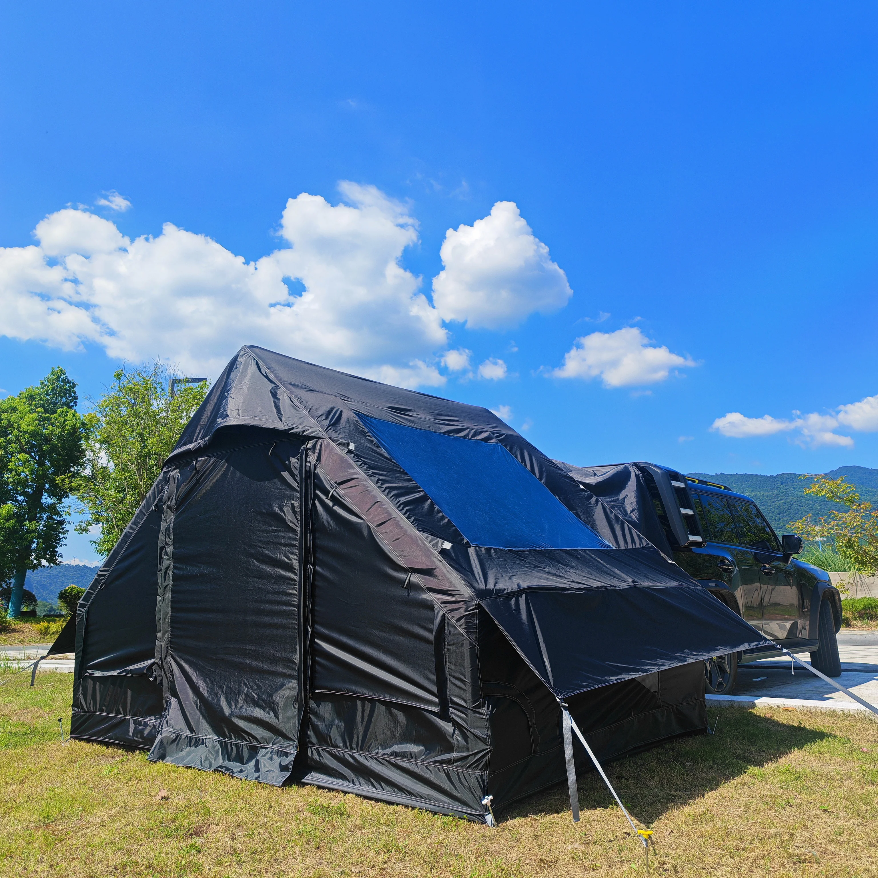 Inflatable SUV Tent, Large Quick Blow up Tailgate Tent, 6-Person Tent with Detachable Car Attachment for Car,Car Rear air Tent