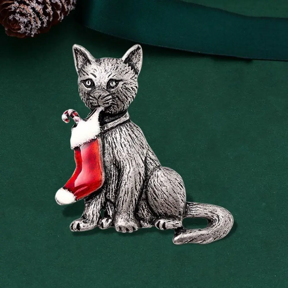 Santa Claus Merry Christmas Brooch Mistletoe Wreath Snowflake Christmas Elk Breastpin Cat Christmas Stocking