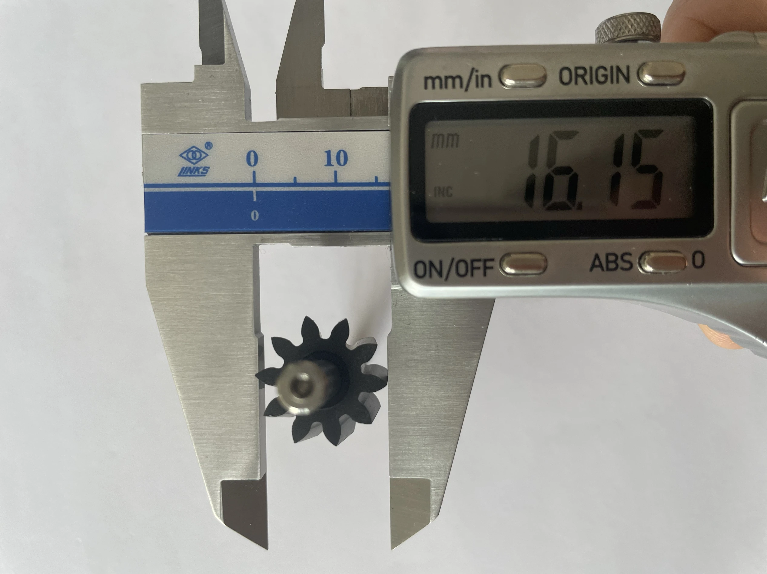 

1set PEEK Dialysis Gear For Nipro Dialysis Gear Pump Urea pump