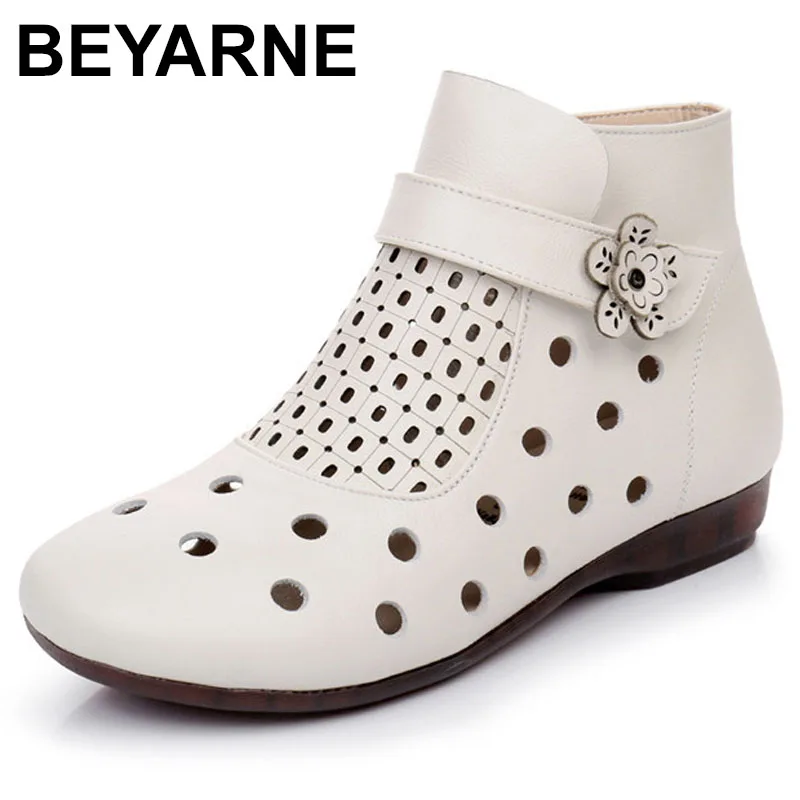 

Летние ботильоны 2025 года, обувь из натуральной кожи, женские мягкие ботинки на плоском каблуке больших размеров, дышащие полые ботинки