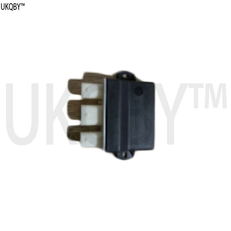 Me rc ed es Be nz A1679050200 rear switch module sensor, bottom, code A A2139050714