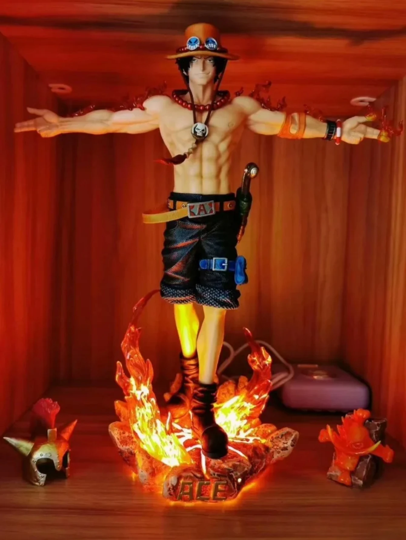 

Экшн-фигурки аниме One Piece Portgas D Ace, Коллекционная модель искусственных элементов, игрушки, подарки для детей, 28 см