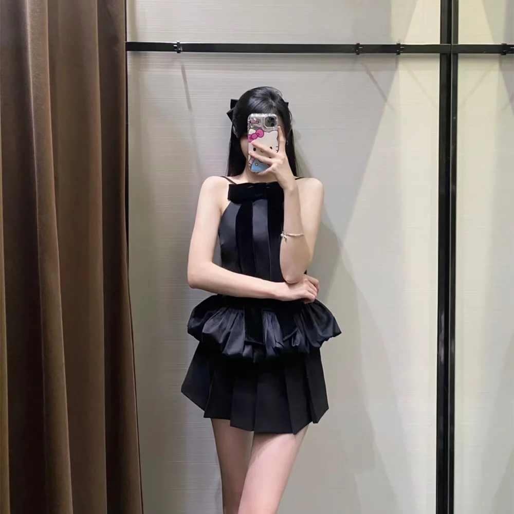 INS Fashion Elegant Black Bow Design Sleeveless Splicing Pleated Edge Women Sweet Poplin Slim Solid Camisole Top ZATAF 2024 New