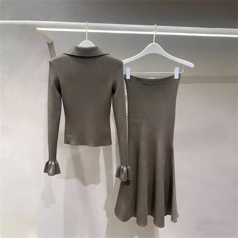 New Spring Style Sexy Flared SleeveKnit Top with Hollow-OutDesign, High-Quality Fishtail Skirt Long Two-Piece Suit for Commuters