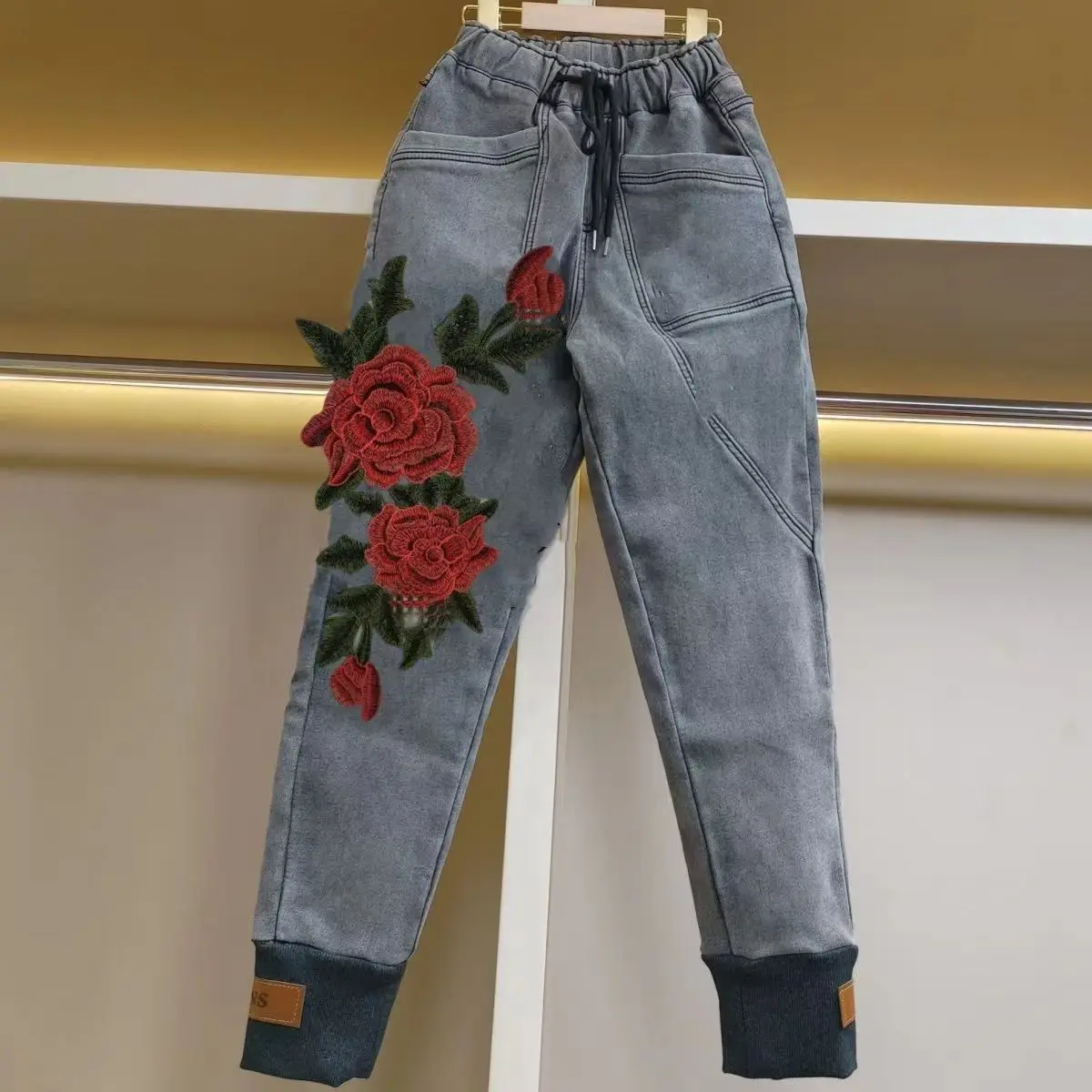 

Heavy Embroidery Peony Flower Harlan Jeans Women's Spring Autumn New High Waist Loose Nine Points Pants Casual Style