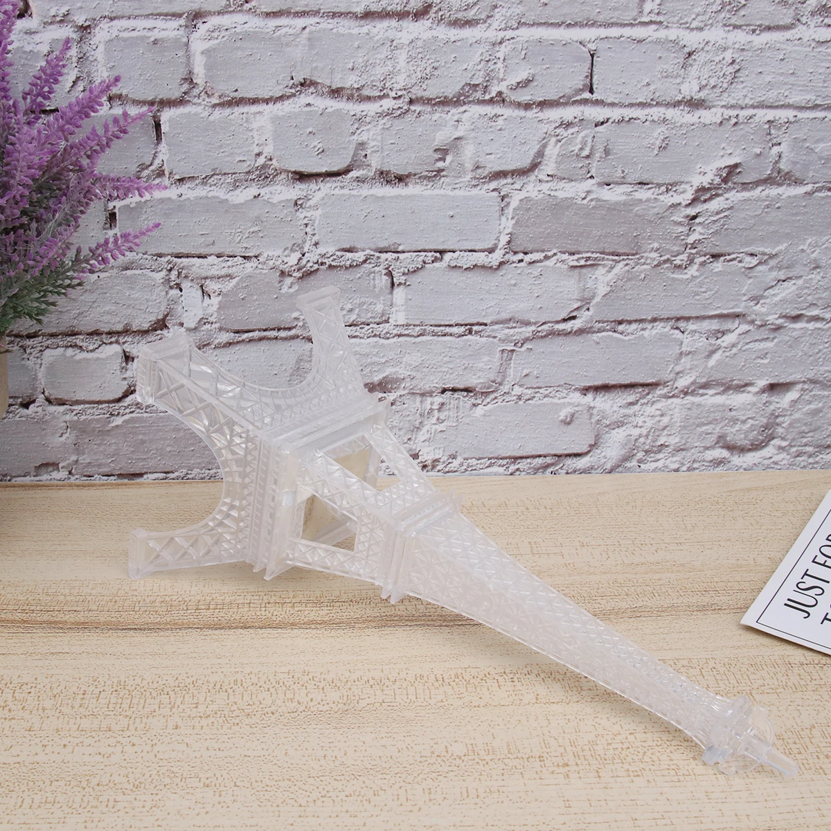 

2Pcs Eiffel Tower Night Light LED Plastic Material Desk Lamp Decorations Kids Bedroom Party Wedding Gifts Mini Acrylic