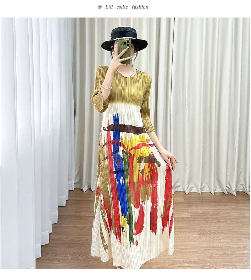 三宅レディースドレスイブニングドレス夏のデザインセンスラウンドネッククロップドスリーブパターンプリントプリーツルーズドレス女性