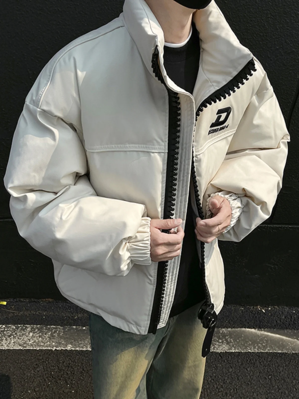 

White Letter Embroidery Cotton Jaet Men's Winter Thiened American Cleanfit ort Bread Sle Stand Collar Warm Coat