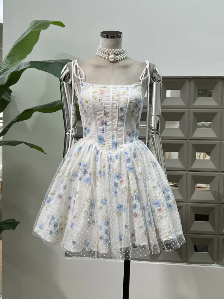 فستان DFDG للسيدات 2025 شفاف منقط قطعة العاج الحد الأدنى غير رسمي منتفخ متدرج برباط علوي فستان حفلات الشاطئ للربيع والصيف